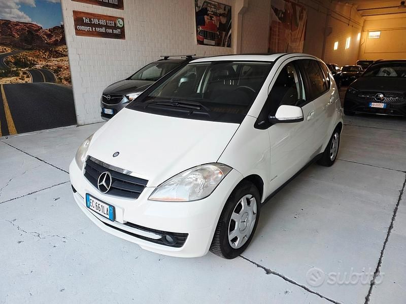 Usata Mercedes A150 Premium 95 CV (69 kW) 2009 Bianco Berlina