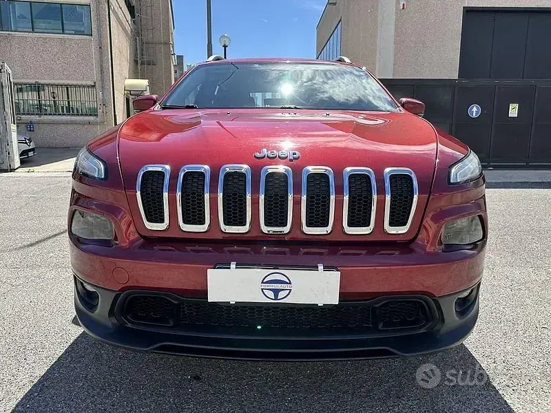 Usata Jeep Cherokee Longitude 140 CV (102 kW) 2017 Rosso SUV