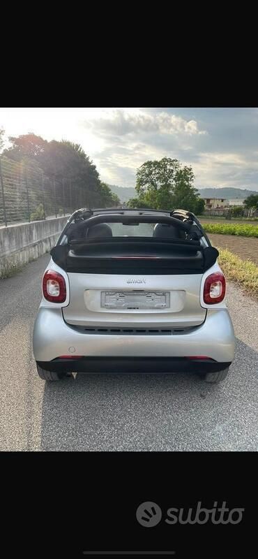 Usata Smart ForTwo Cabrio 90 CV (66 kW) 2017 Grigio Cabrio