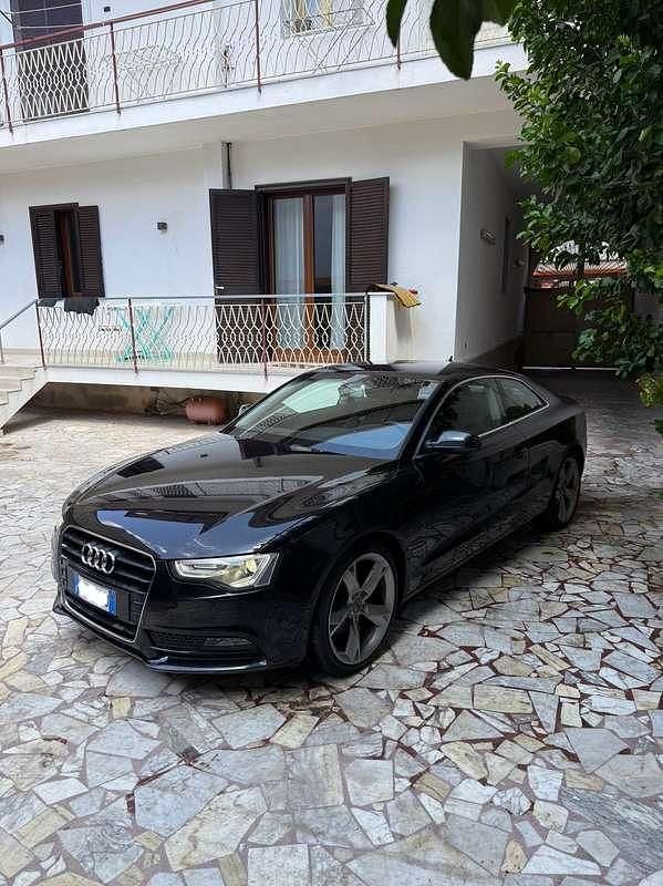 Usata 2012 Audi A5 Business Plus Coupé | 10.900 € (Super prezzo) - Immagine 1/4