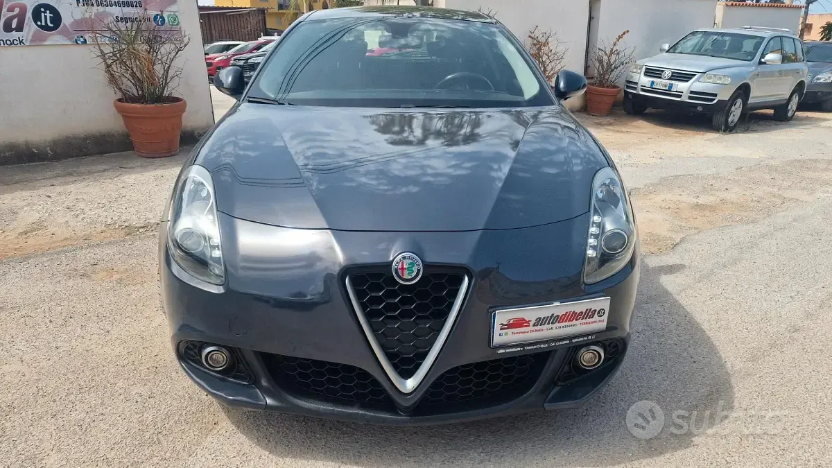 Usata Alfa Romeo Giulietta Business 120 CV (88 kW) 2017 Grigio Berlina