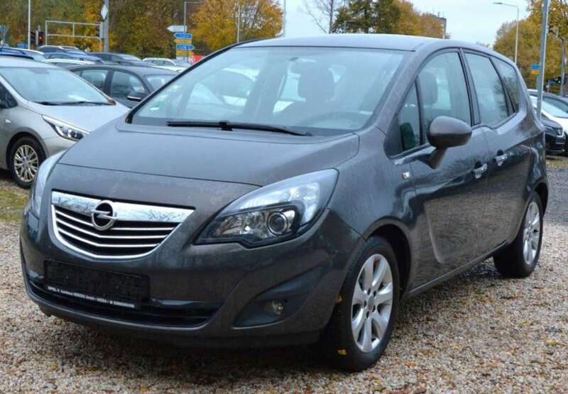 Usato 2011 Opel Meriva 1.2 Diesel 95 CV (4.499 €)