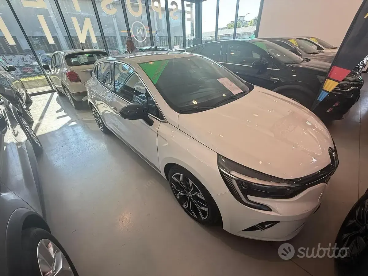 Usata Renault Clio V Intens 90 CV (66 kW) 2023 Bianco Berlina