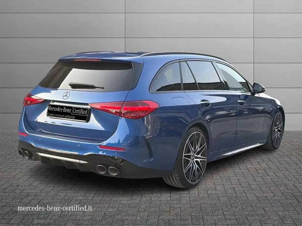 Usata Mercedes C43 AMG Premium 408 CV (300 kW) 2023 Blu metallizato Station wagon