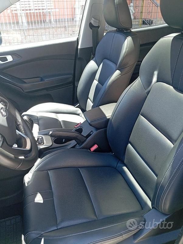 Usata DR DR 4.0 116 CV (85 kW) 2023 Nero SUV