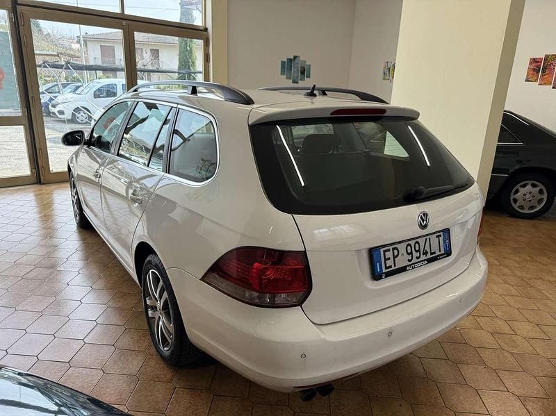 Usata VW Golf VII Highline 140 CV (102 kW) 2013 Bianco Station wagon