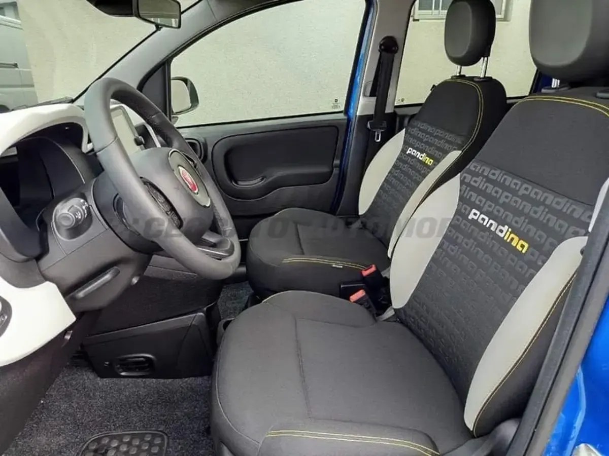 Usata Fiat Panda S 70 CV (51 kW) 2025 Blu Utilitaria