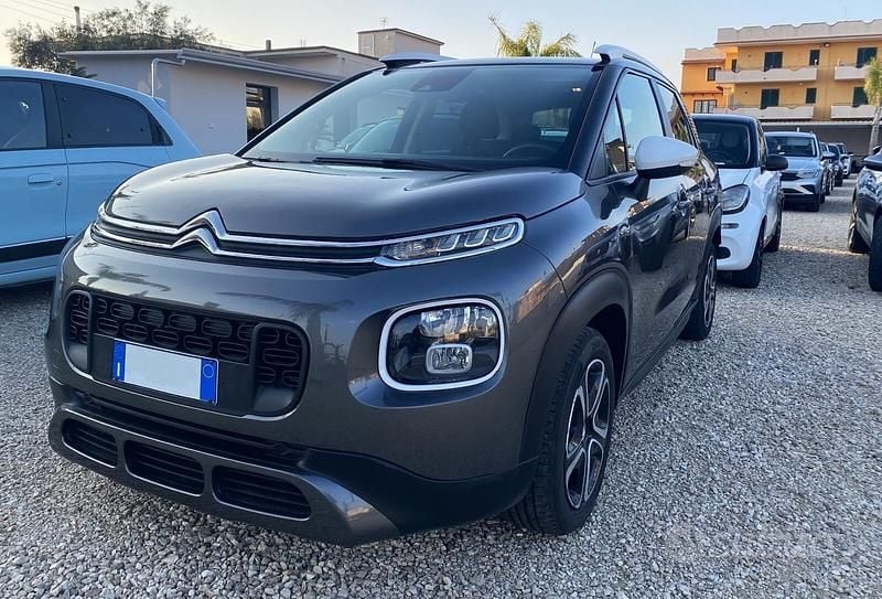 Usata Citroën C3 Shine 119 CV (87 kW) 2019 Grigio Utilitaria