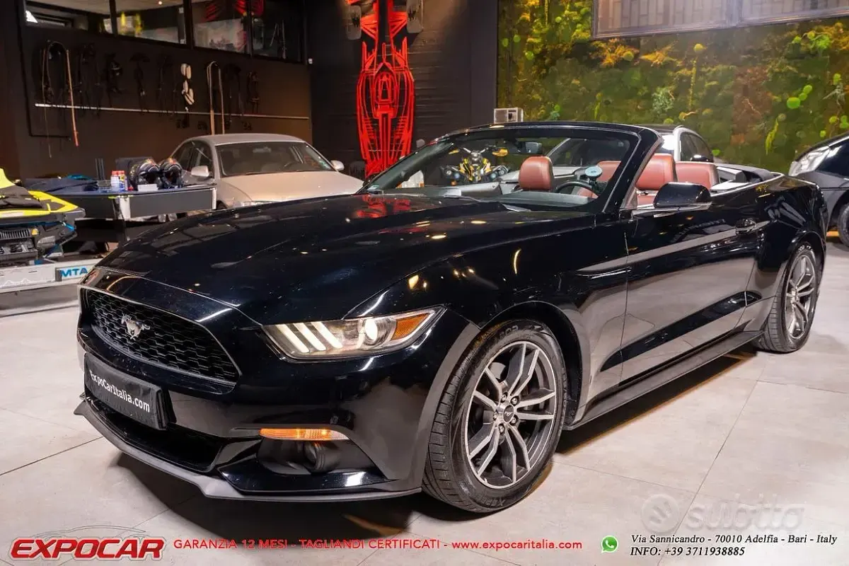Usata Ford Mustang Convertible 290 CV (213 kW) 2017 Nero Cabrio