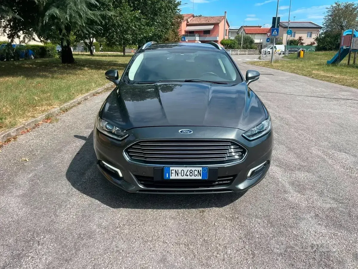 Usata Ford Mondeo S 120 CV (88 kW) 2018 Giallo Station wagon