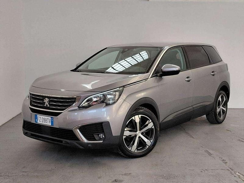Usata Peugeot 5008 Business-Line 131 CV (96 kW) 2019 Argento SUV