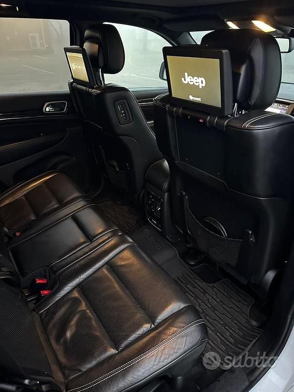 Usata Jeep Cherokee Overland 250 CV (183 kW) 2015 Bianco SUV