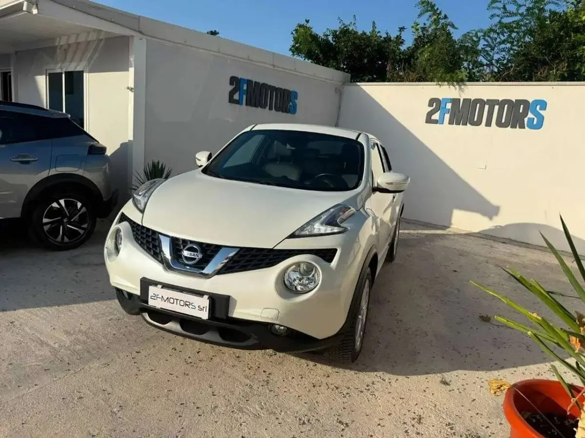 Usata Nissan Juke N-Connecta 110 CV (80 kW) 2016 Bianco SUV