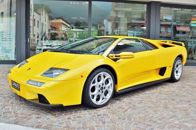 Giallo perlato metallizzato Usata 2000 Lamborghini Diablo Coupé | 550.000 € - Immagine 1/4