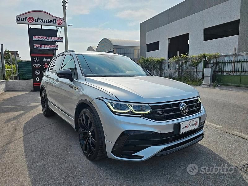 Usata VW Tiguan R-line 150 CV (110 kW) 2022 Grigio SUV