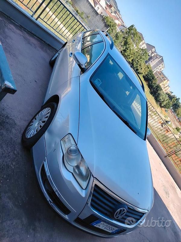 Grigio Usata 2006 VW Passat Station wagon | 1800 € (Super prezzo) - Immagine 1/4