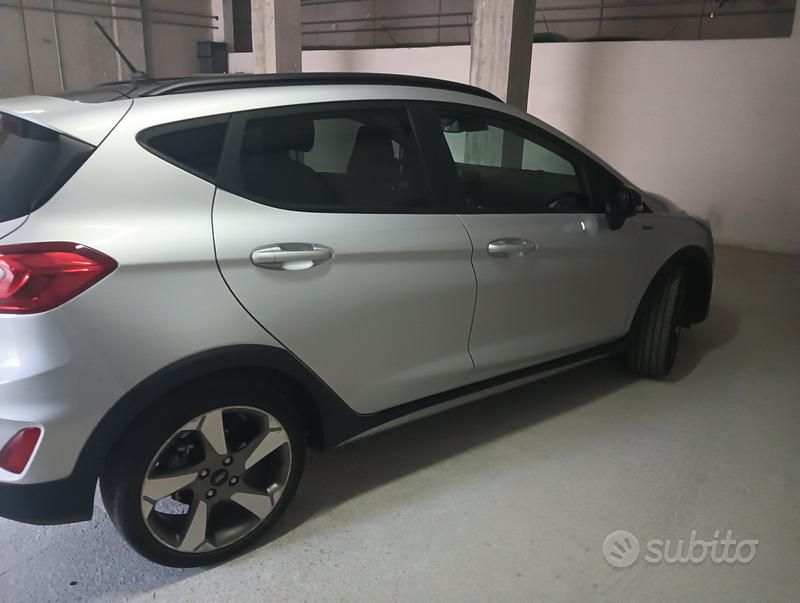 Usata Ford Fiesta Active 2019 Grigio Utilitaria