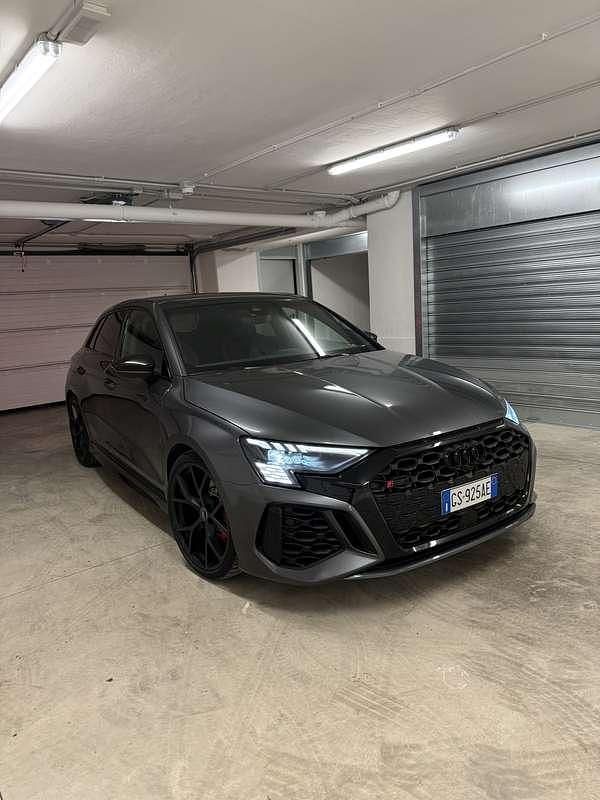 Usata Audi RS3 Ambiente 400 CV (294 kW) 2024 Berlina