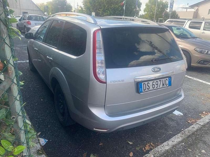 Usata Ford Focus Style 90 CV (66 kW) 2009 Station wagon