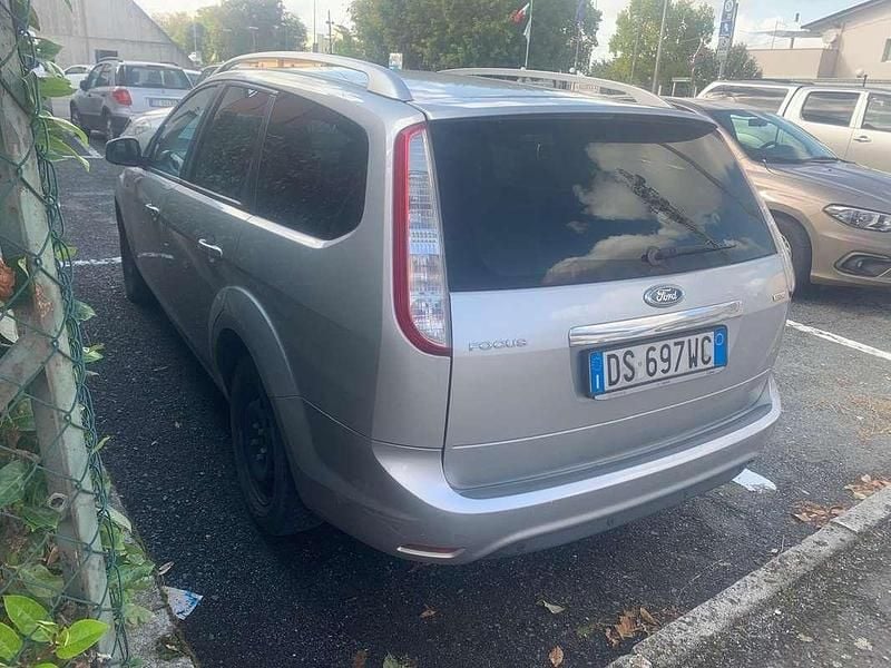 Usata Ford Focus Style 90 CV (66 kW) 2009 Station wagon