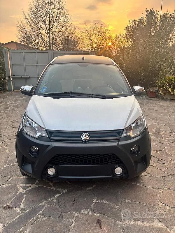 Usata Aixam Crossline 2019 Bianco Utilitaria