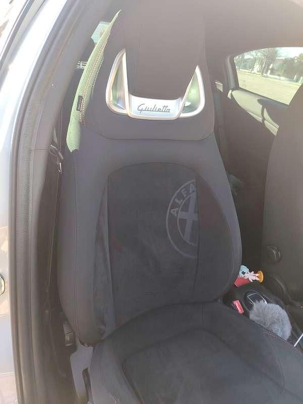 Usata Alfa Romeo Giulietta Exclusive 120 CV (88 kW) 2015 Bianco Berlina