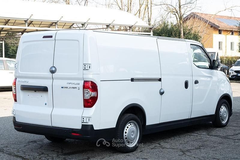 Nuova Maxus eDeliver 3 50 kW (68 CV) 2025 Bianco Furgone
