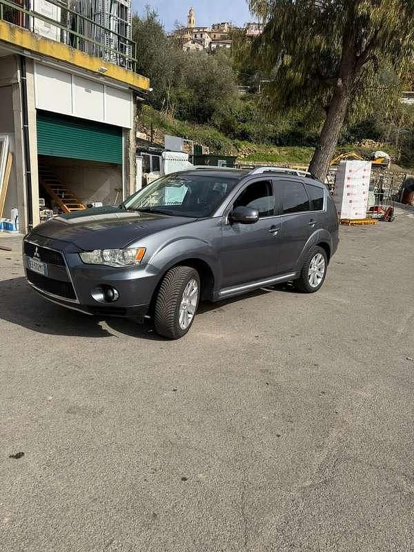 Usata Mitsubishi Outlander Instyle 156 CV (114 kW) 2010 SUV