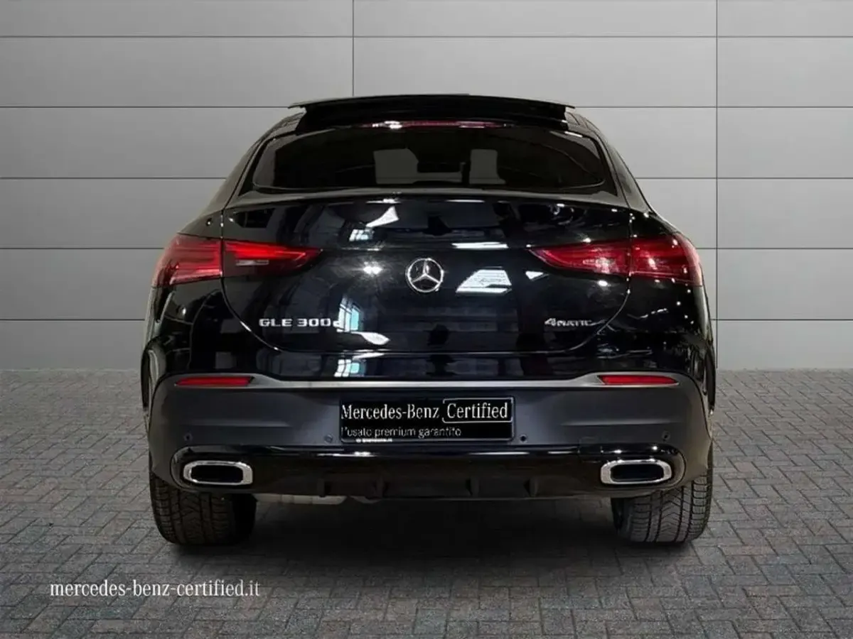 Usata Mercedes GLE300 AMG Line Premium 269 CV (197 kW) 2023 Nero ossidiana SUV
