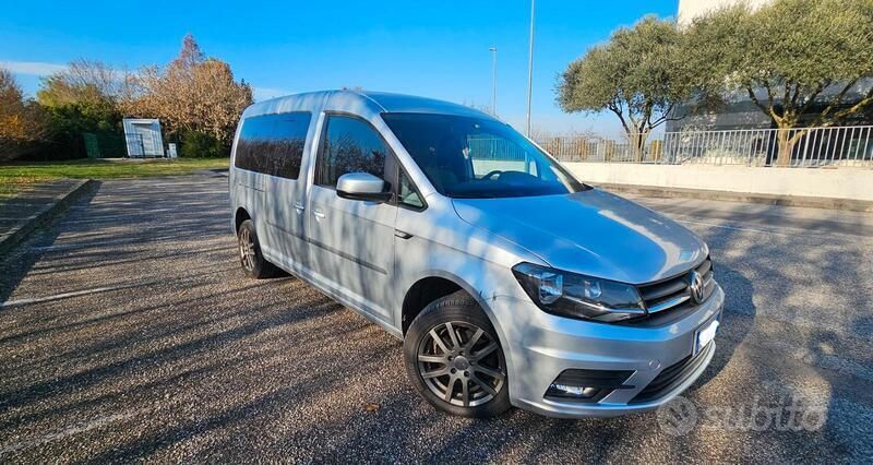 Usata VW Caddy 2020 Grigio Monovolume