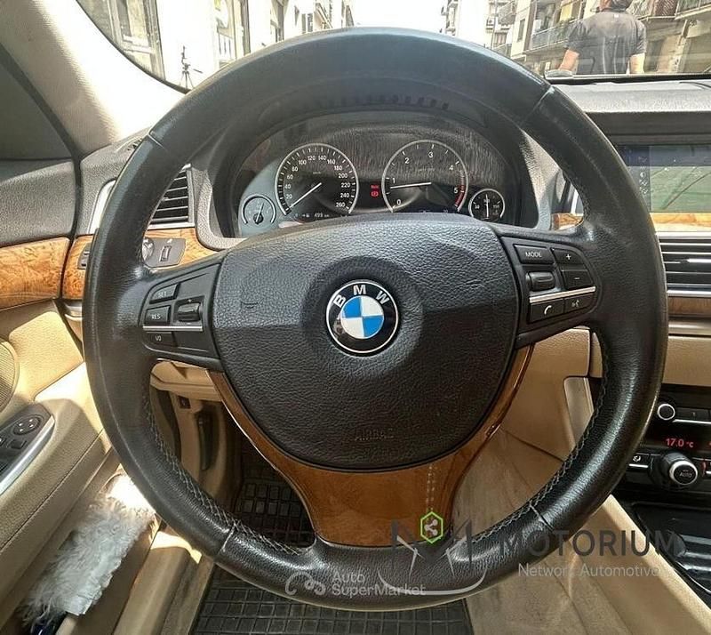 Usata BMW ActiveHybrid 5 245 CV (180 kW) 2010 Verde Berlina