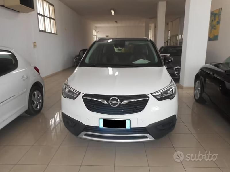 Usata Opel Crossland X 110 CV (80 kW) 2020 Bianco SUV