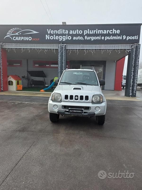 Usata Suzuki Jimny 85 CV (62 kW) 2006 Grigio SUV