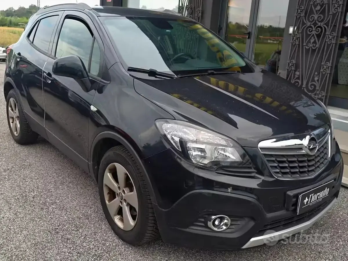 Usata Opel Mokka Cosmo 116 CV (85 kW) 2016 Nero SUV