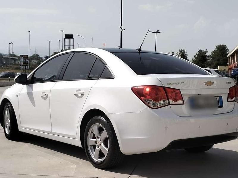 Usata Chevrolet Cruze LS 113 CV (83 kW) 2010 Bianco Berlina