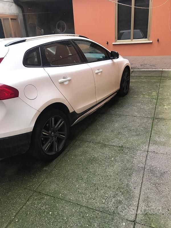 Usata Volvo V40 2016 Berlina