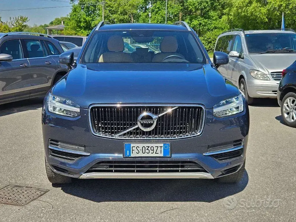 Gebraucht Volvo XC90 Business Edition 235 PS (172 kW) 2018 Blau SUV