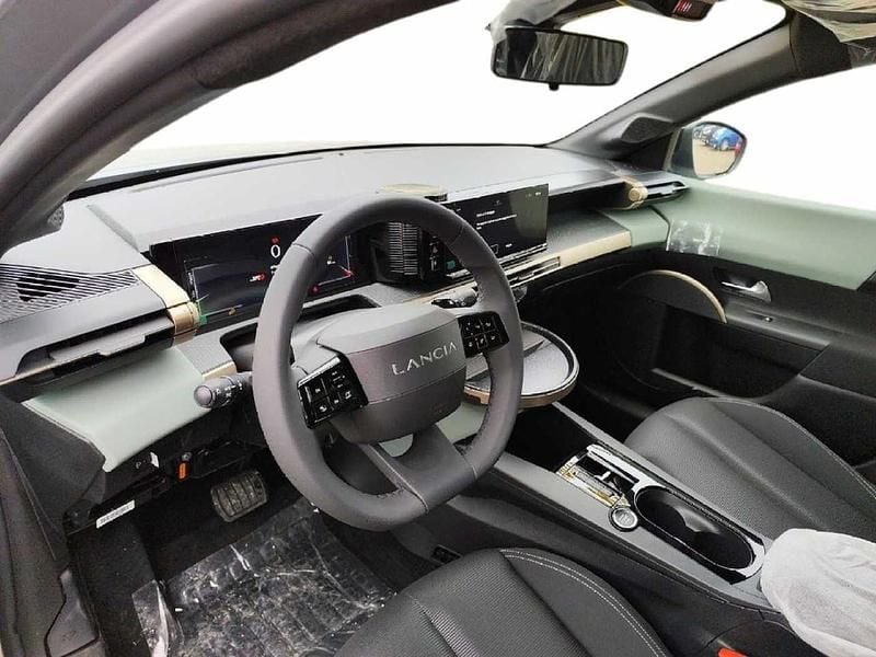 Nuova Lancia Ypsilon 100 CV (73 kW) 2025 Verde Utilitaria