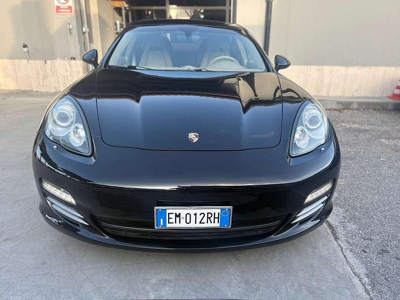 Usata Porsche Panamera 400 CV (294 kW) 2010 Nero Berlina