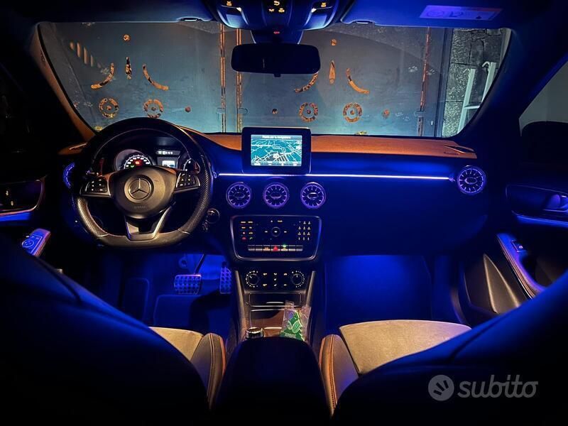 Usata 2016 Mercedes A180 Tre volumi | 15.500 € - Immagine 1/4