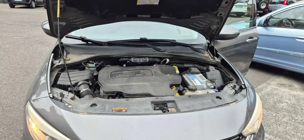 Usata Fiat Tipo Lounge 120 CV (88 kW) 2017 Grigio Berlina