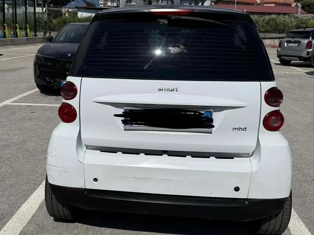 Usata Smart ForTwo Coupé 61 CV (44 kW) 2012 Bianco Coupé