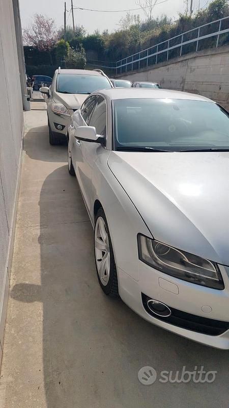 Begagnad Audi A5 204 HK (150 kW) 2012 Grå Sportkupé