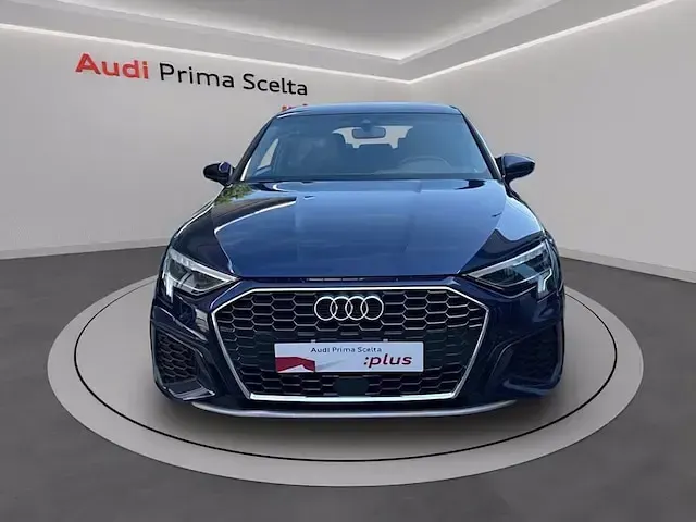 Usata Audi A3 S-Line 204 CV (150 kW) 2020 Blu navarra metallizzato Berlina