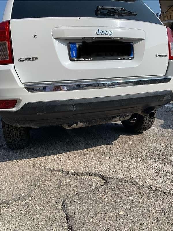 Usata Jeep Compass Limited 163 CV (119 kW) 2012 Bianco SUV