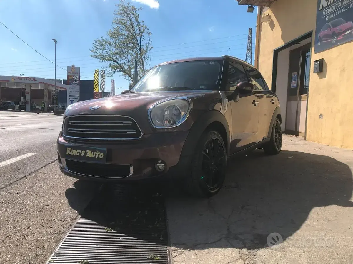 Usata Mini Countryman 111 CV (81 kW) 2014 Marrone SUV