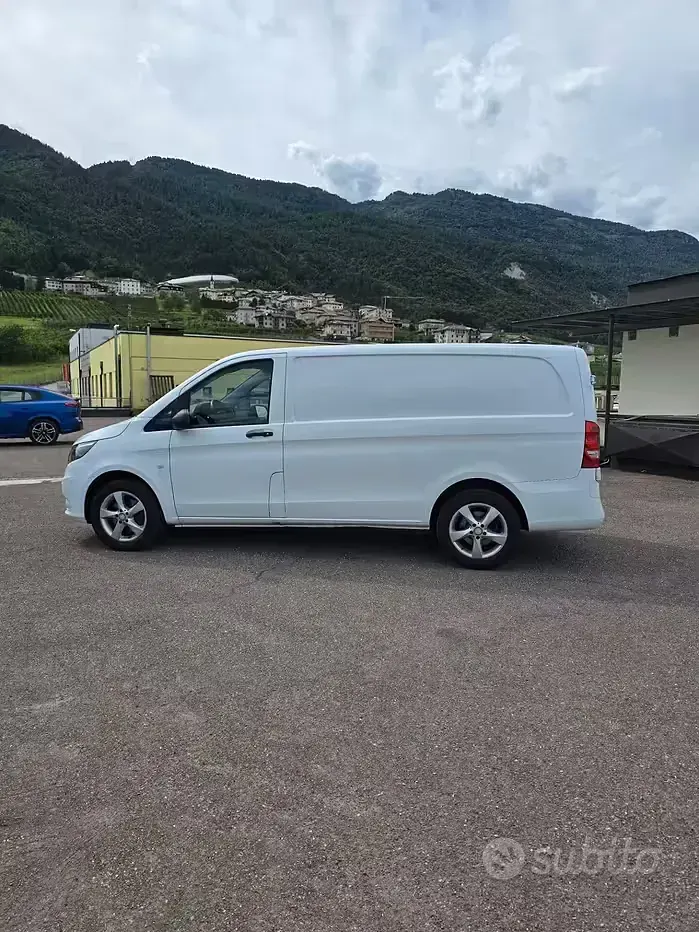 Usata Mercedes Vito 190 CV (139 kW) 2016 Bianco Furgone