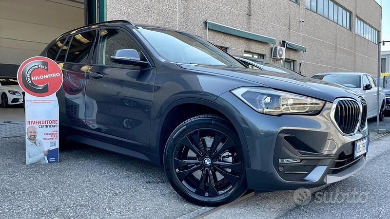 Grigio Usata 2021 BMW X1 Advantage SUV | 23.999 € (Buon prezzo) - Immagine 1/4