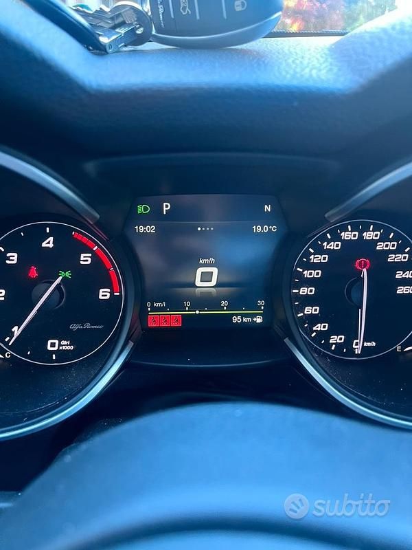 Usata Alfa Romeo Stelvio 210 CV (154 kW) 2019 Nero SUV