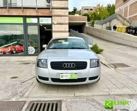 Usata Audi TT 180 CV (132 kW) 1999 Argento metallizzato Coupé